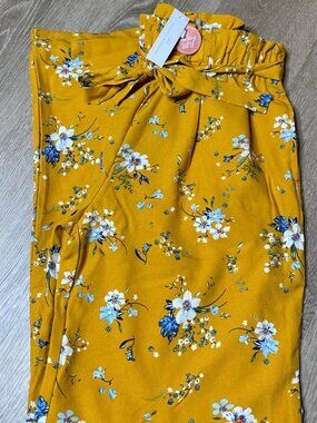 Bailey’s Blossoms Floral Pull-On Pants Dark Orange White Flowy Elastic Waist